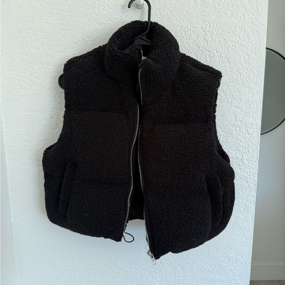 NanaMacs Jackets & Blazers - NanaMacs Black Puffer Vest